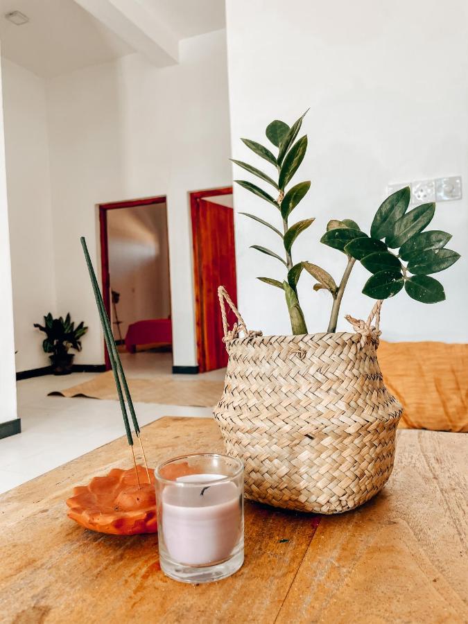 Salty Alchemy Apartment Vịnh Arugam Ngoại thất bức ảnh