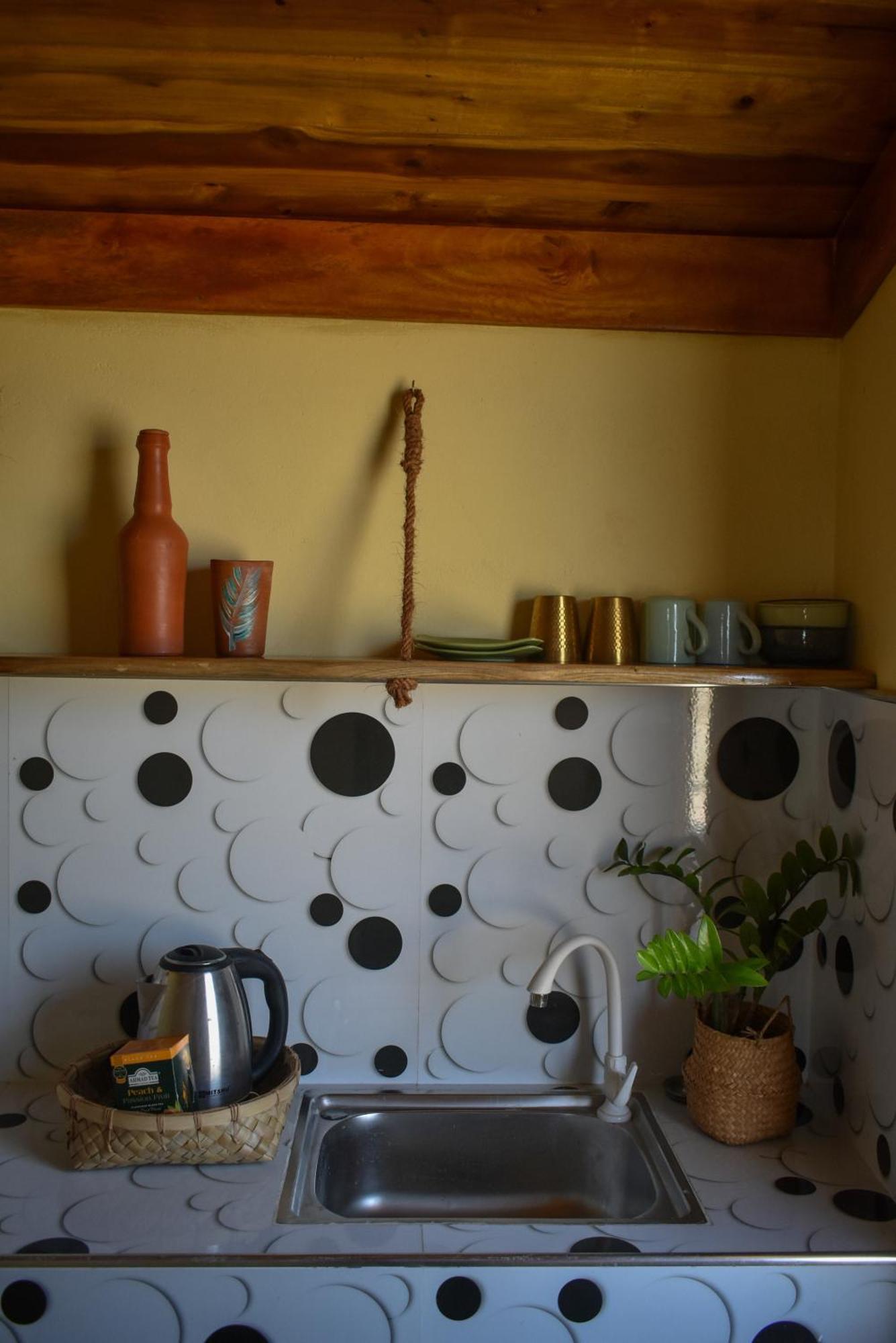 Salty Alchemy Apartment Vịnh Arugam Ngoại thất bức ảnh