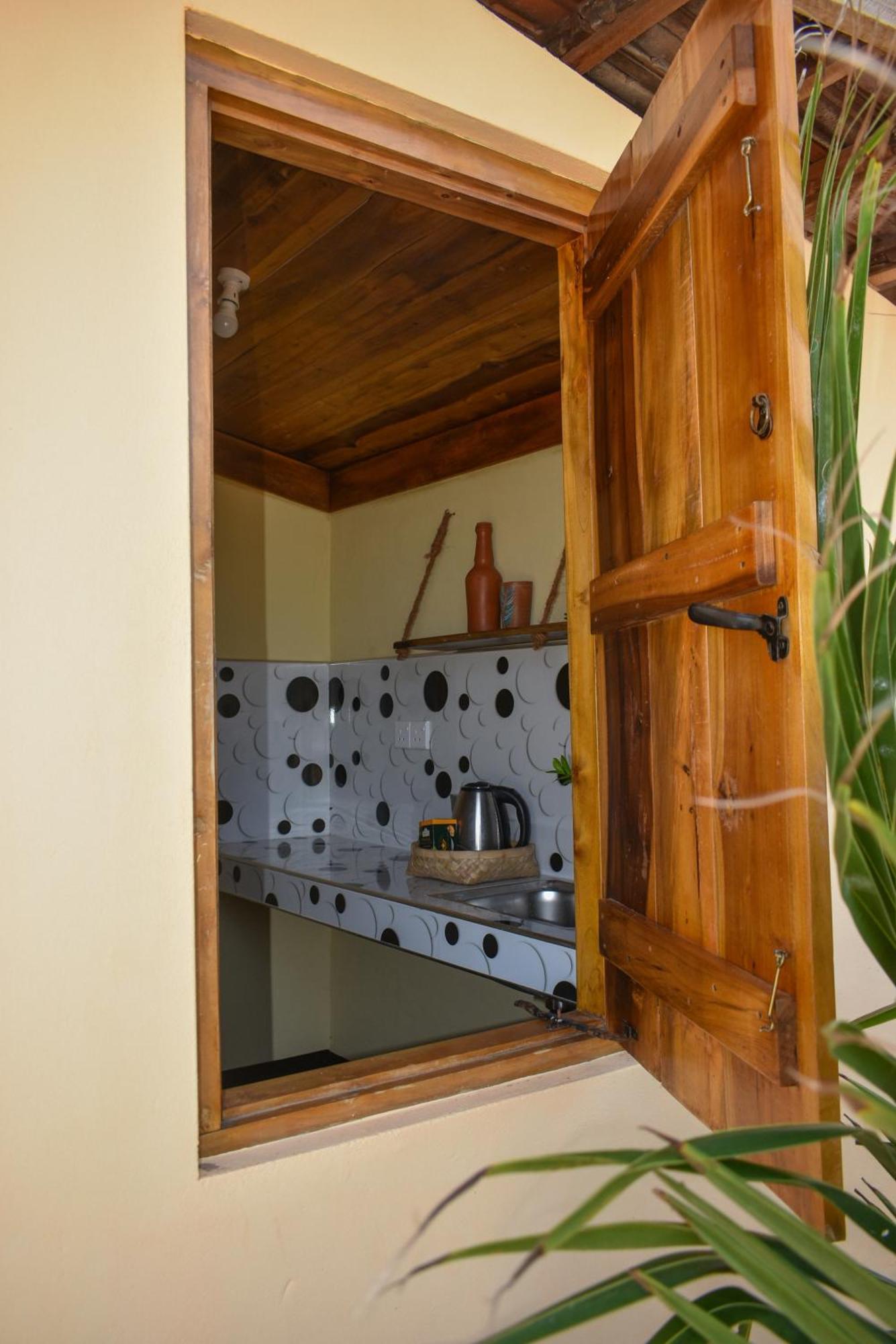 Salty Alchemy Apartment Vịnh Arugam Ngoại thất bức ảnh